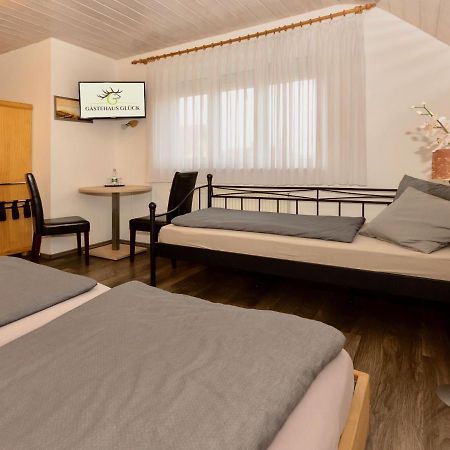 Gastehaus Gluck Wir Haben Immer Eintrittskarten Fur Den Europa-Park Fur Sie! Hotel รูสท์ ภายนอก รูปภาพ